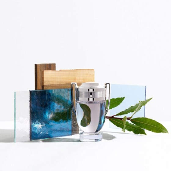 パコ・ラバンヌ インヴィクタス オードトワレ メンズ - 50ml